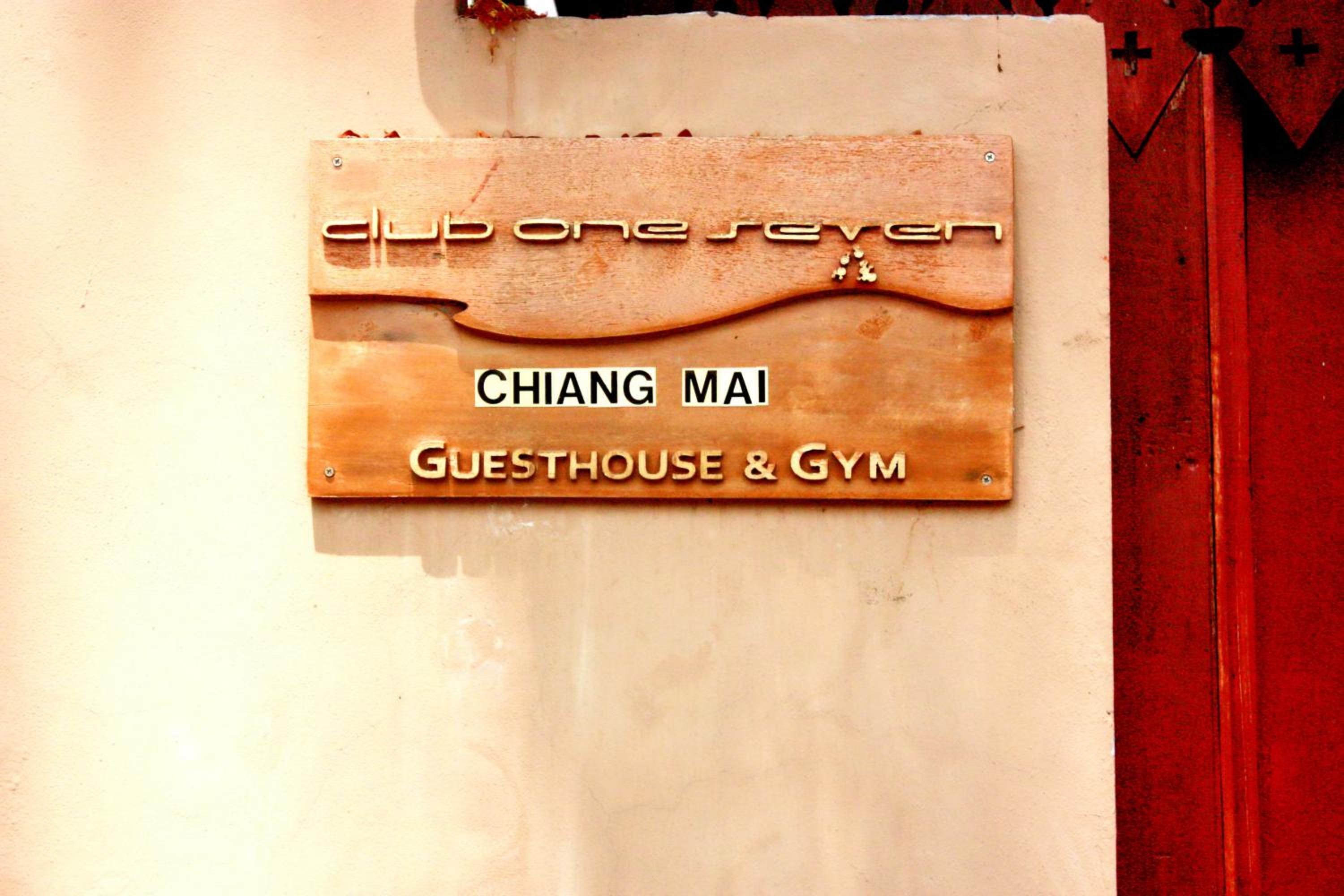 Club One Seven Gay Men Hotel Chiang Mai 15/51