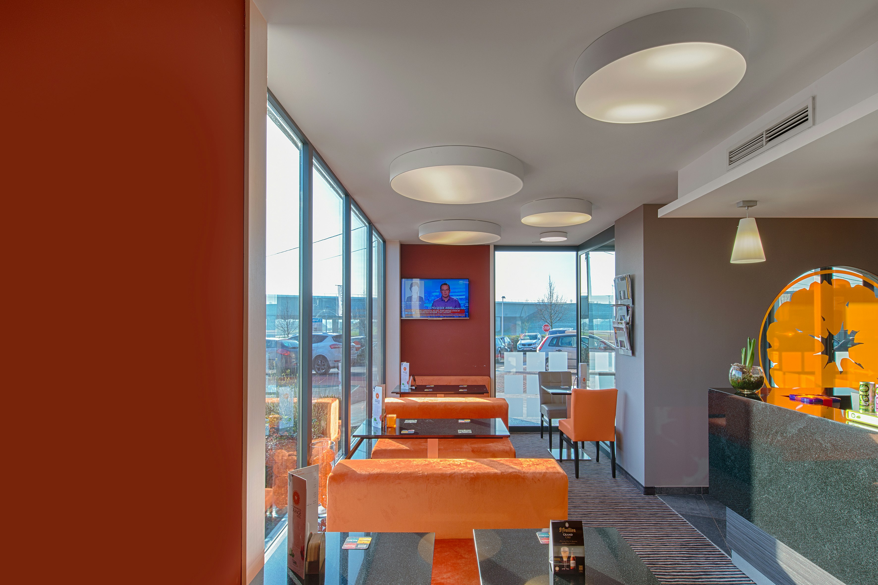 Orange Hotel 4/26