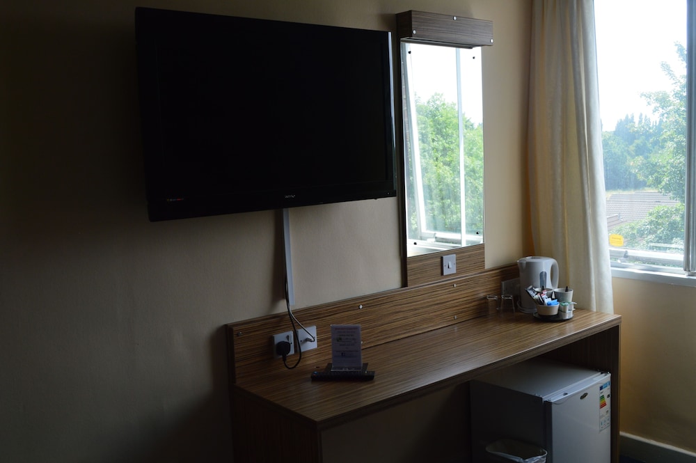 Metro Inns Walsall 28/33