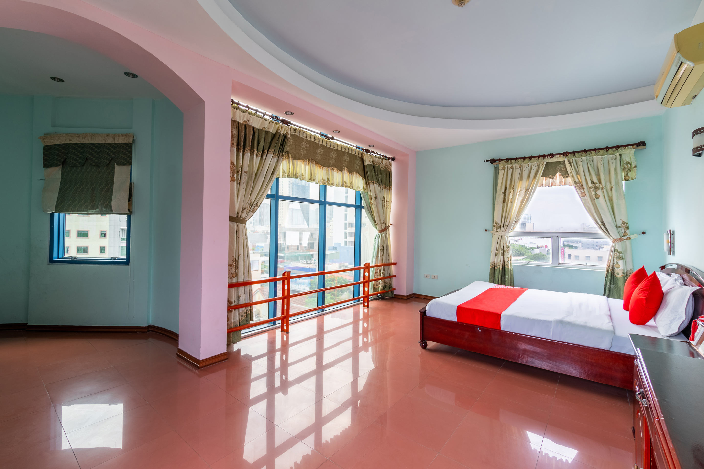 Golden Gate 1 Hotel Da Nang 15/31