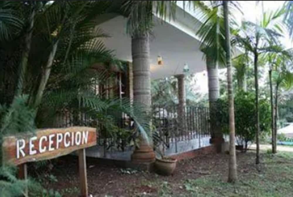 Hotel Bagu Cabanas del Lenador 7/50