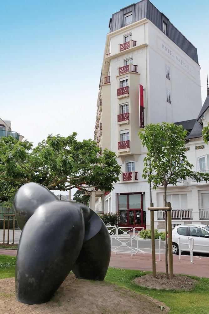 Mercure La Baule Majestic 7/64