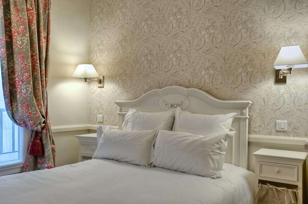HOTEL DE LA MOTTE PICQUET 35/56