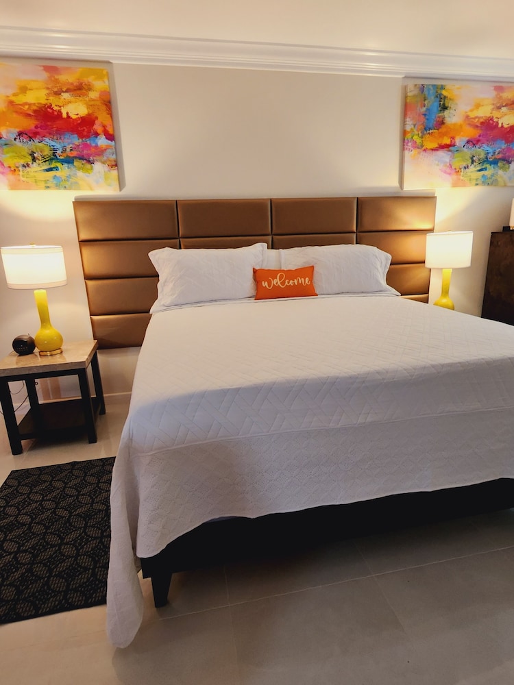 استوديو ديلوكس بسرير كينج بإطلالة على البحر، Harbor Breeze Villas 9/9