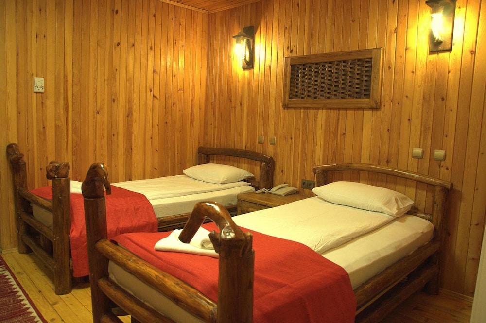 Inan Kardesler Hotel 31/61