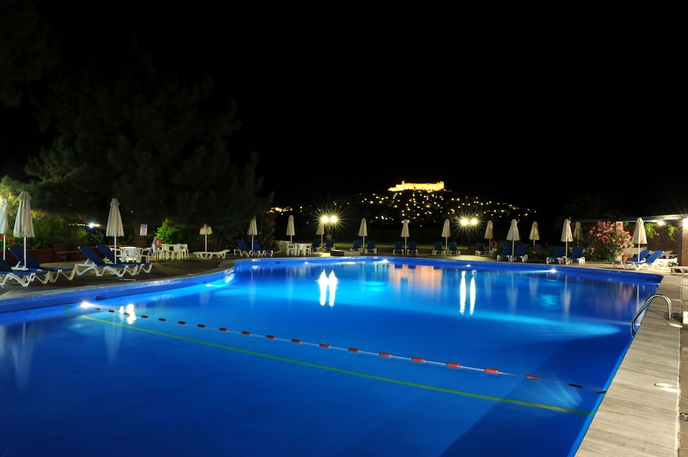 Hotel Delfinia 61/87