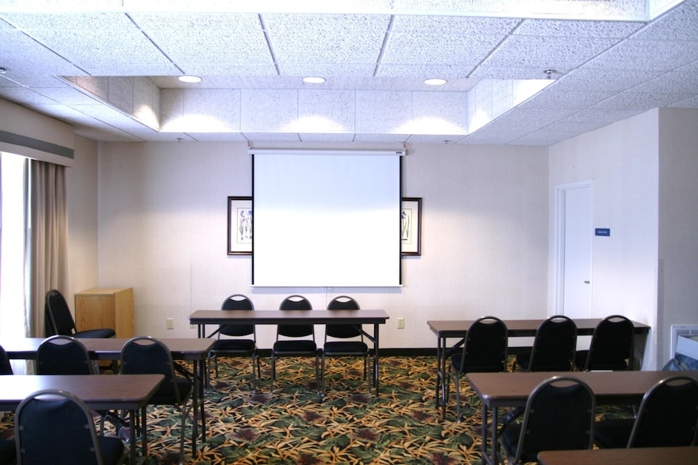 Best Western Plus Silver Creek Inn 18/24