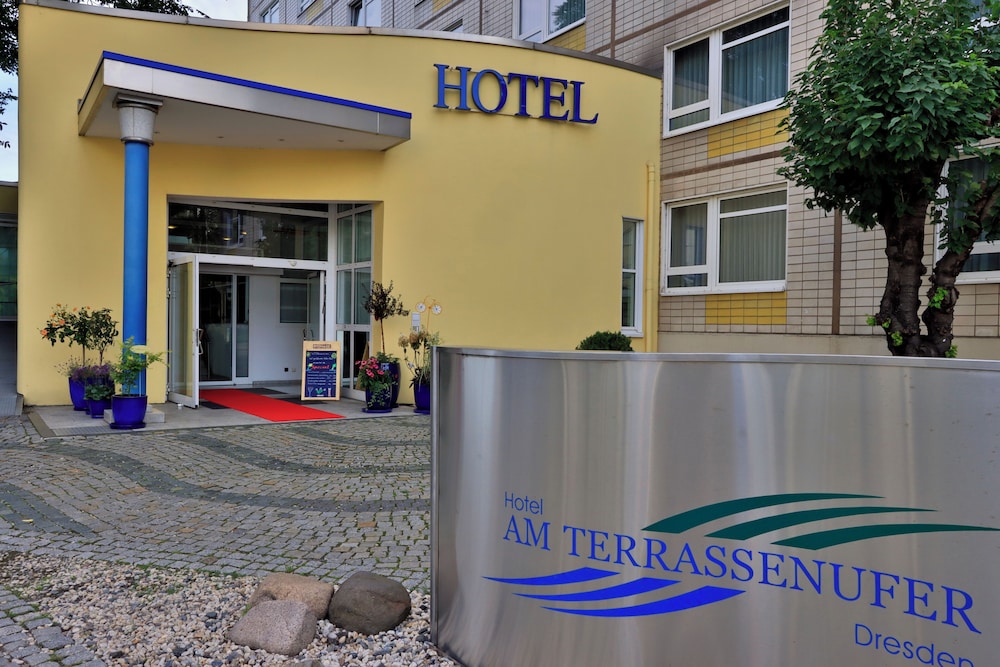 Hotel Am Terrassenufer 8/60