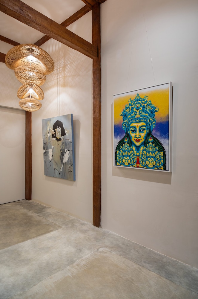 Blue Karma Village 20/70