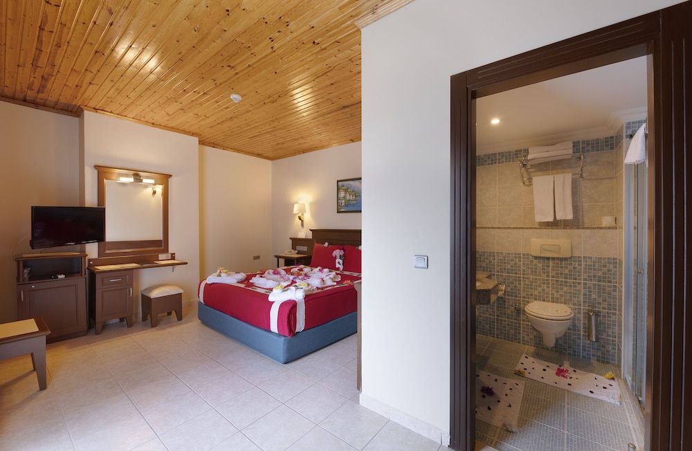 Numa Port Hotel 10/73