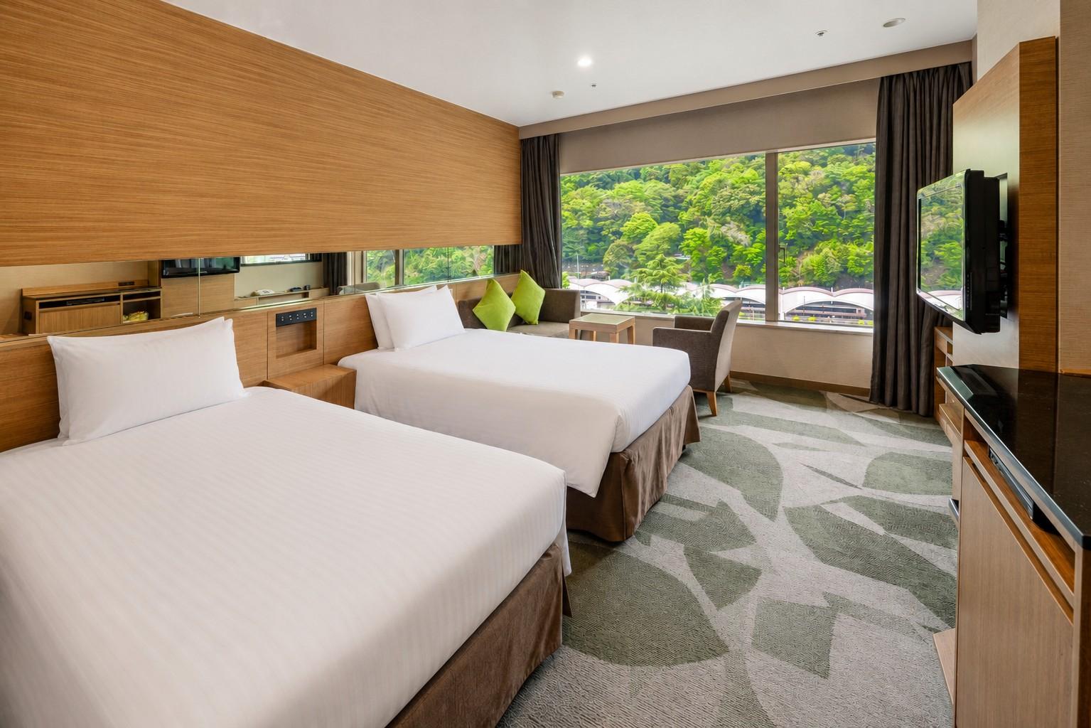 Plaza, Rainbow, Twin Beds, Riverside