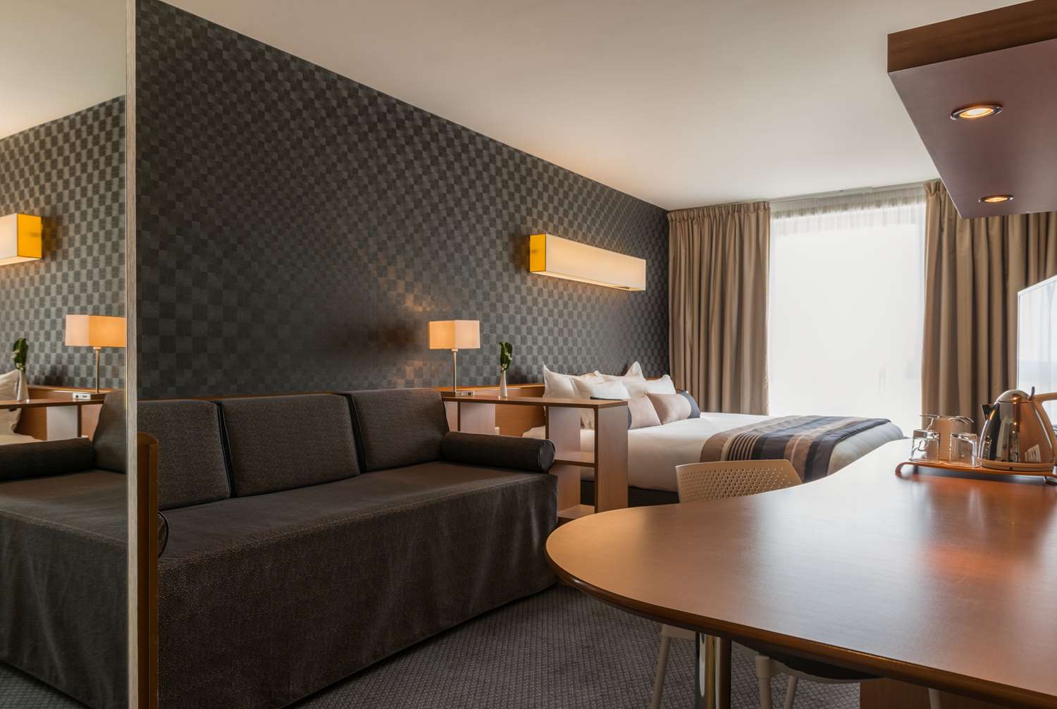 Best Western Plus Paris Saclay 33/65