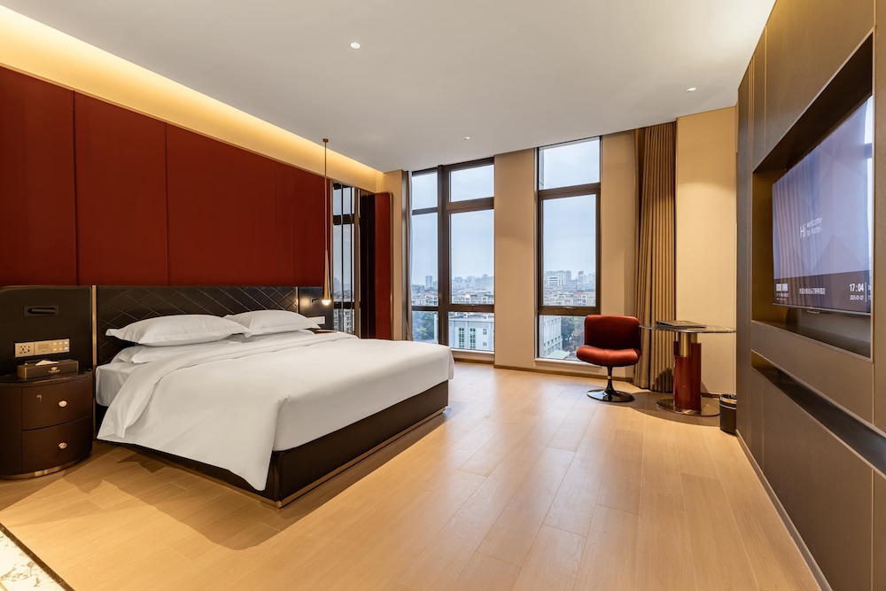 Days Hotel by Wyndham Shantou Longhu 15/43
