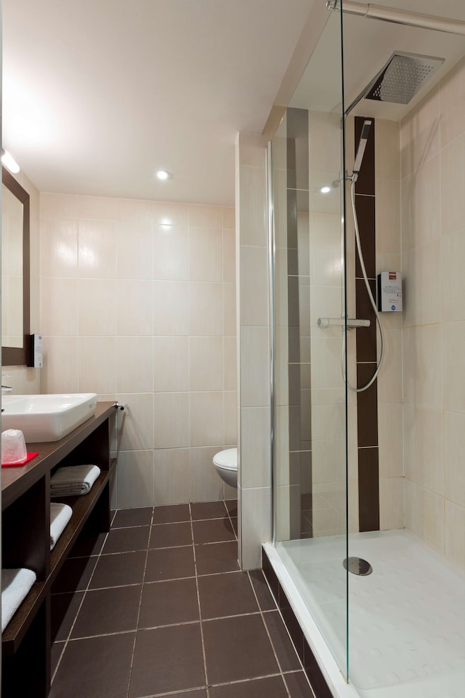 Hotel Kyriad Design Enzo Thionville 52/56