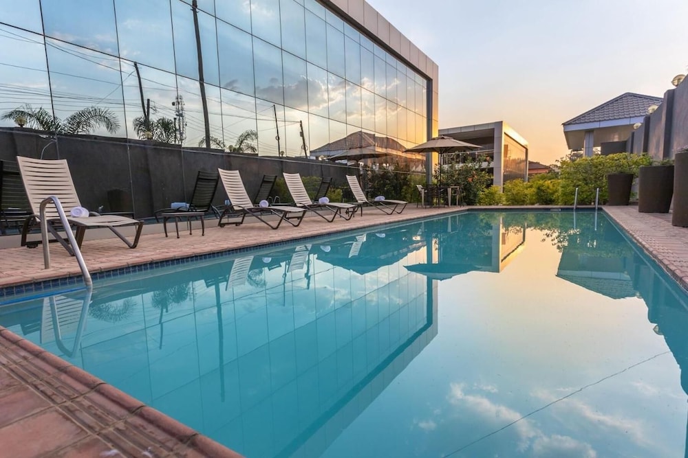 Fallsway Suites 8/17