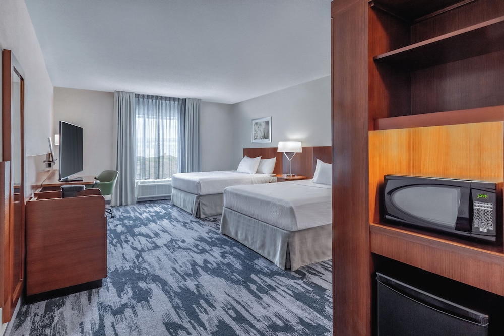 غرفة بسريرين كوين لذوي الإعاقة، Fairfield Inn Suites St John S Newfoundland 2/5