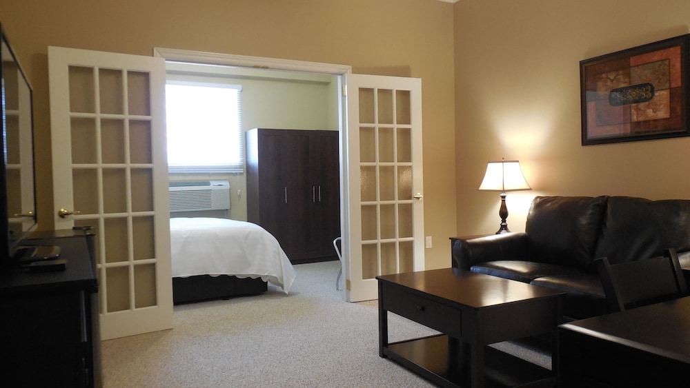 Balsam Suites Boutique Inn And Residence 61/77