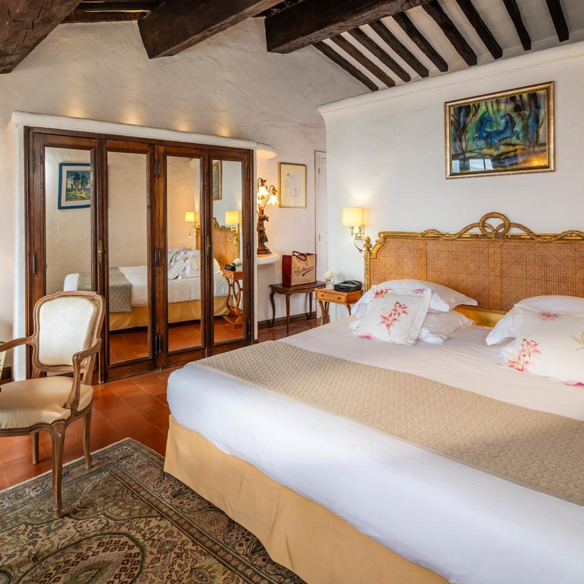 Room, Double or Twin Bed, Sea View, No Terrace