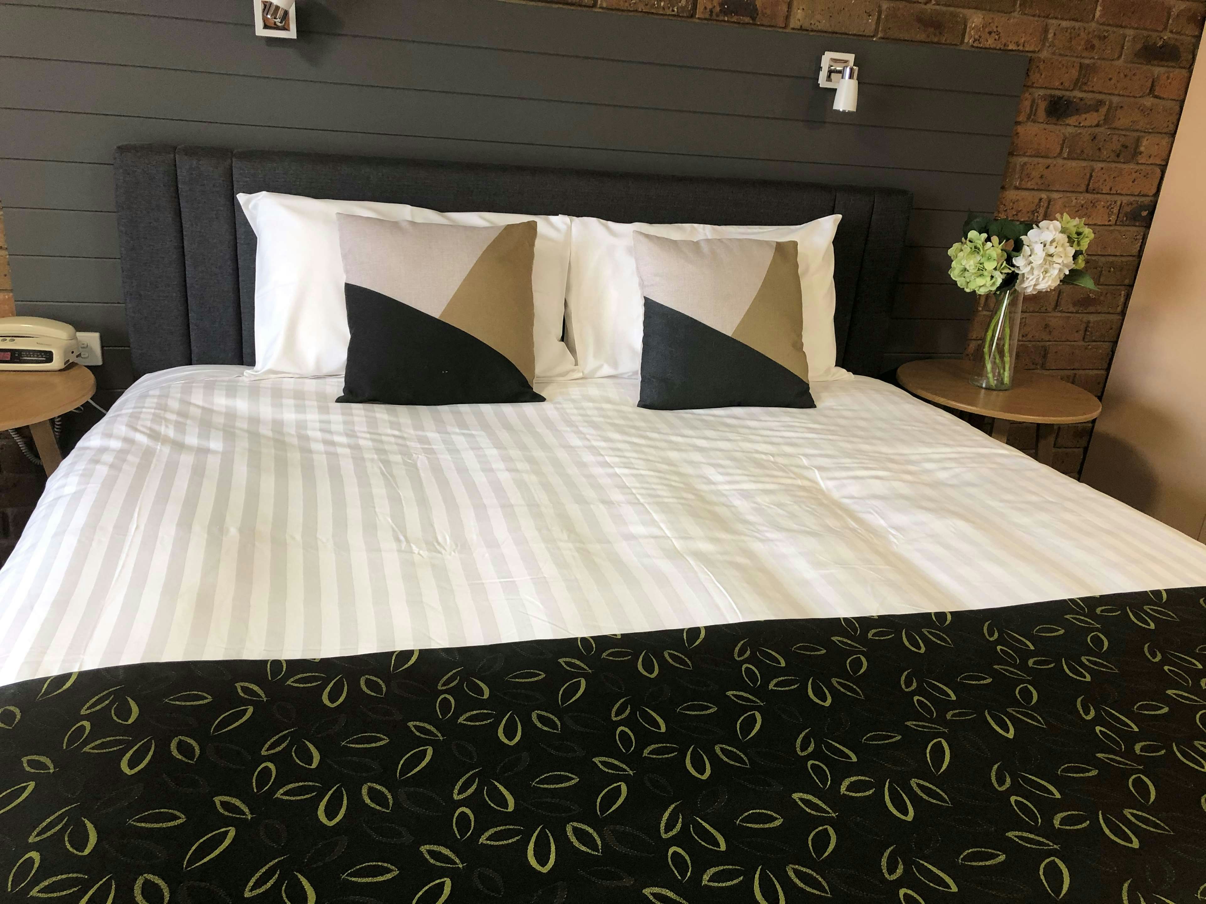 Best Western Travellers Rest Motor Inn 3/8