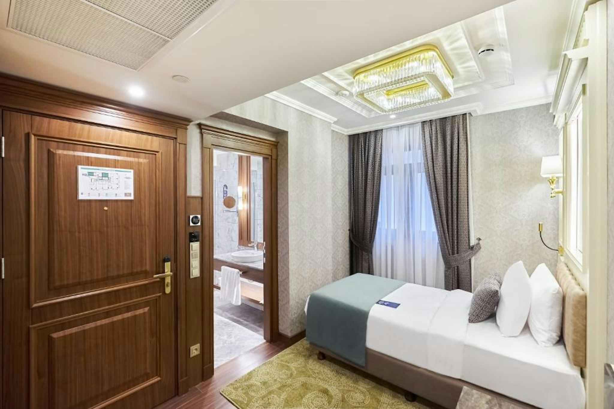 Aspera Hotel Golden Horn 6/25