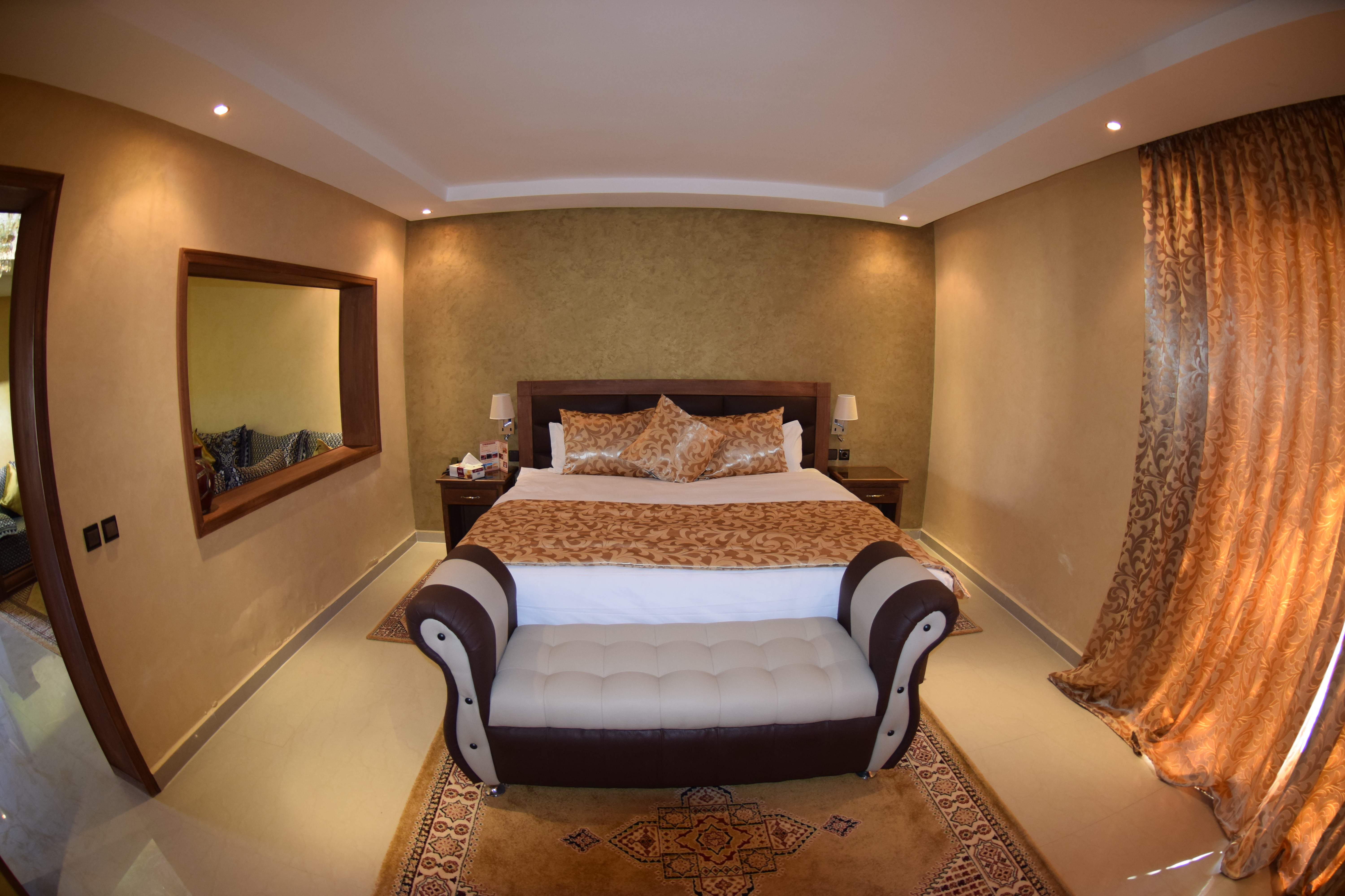 Palms Hotel Club 18/41