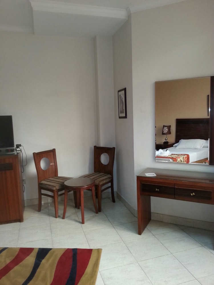 Glorious Hotel Cairo 21/47