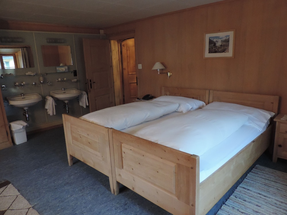 Hotel Klarer 9/39