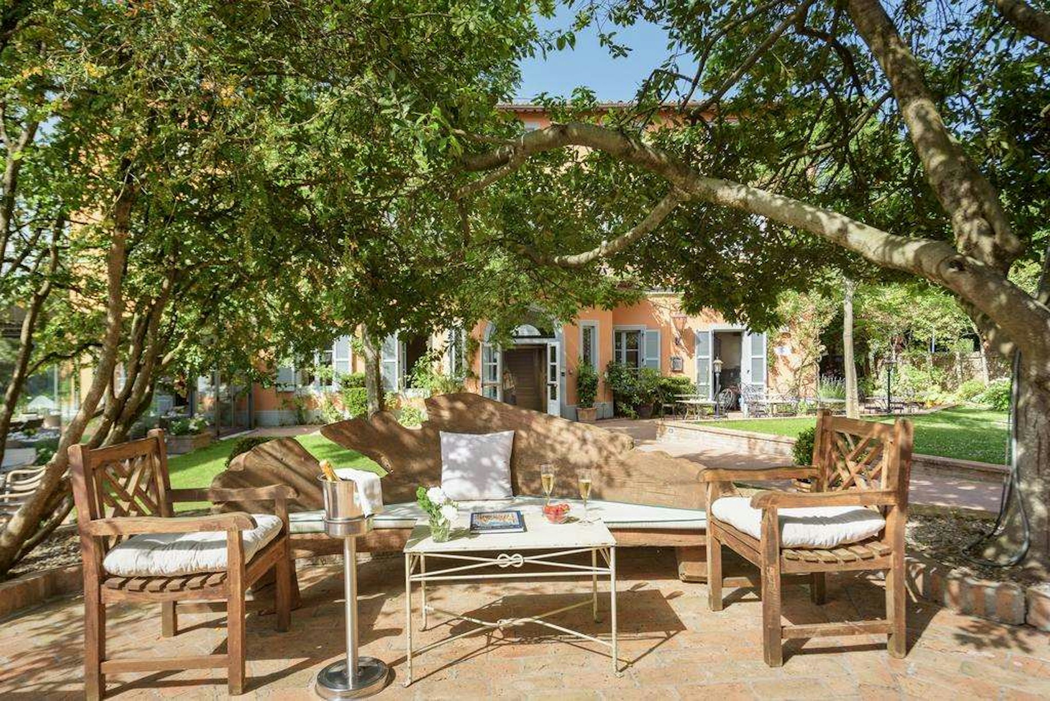 HOTEL VANNUCCI 43/46