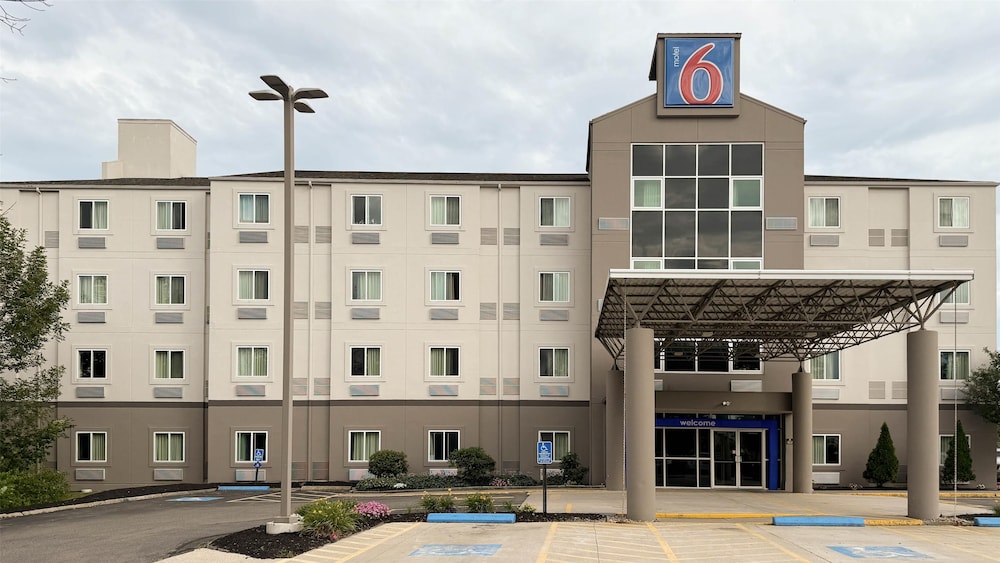 Motel6 Portsmouth, NH in PORTSMOUTH - NH