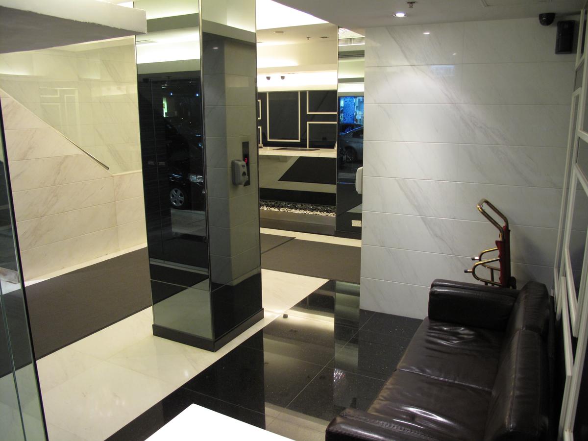 HOTEL BENITO 5/33