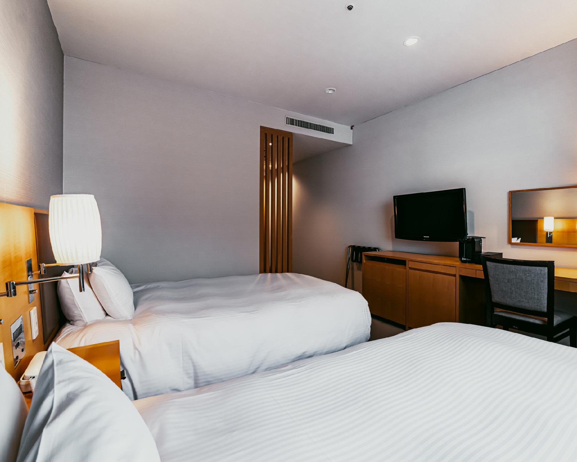Semi Room, Moderate, 2 Semi Double Beds, Smoking