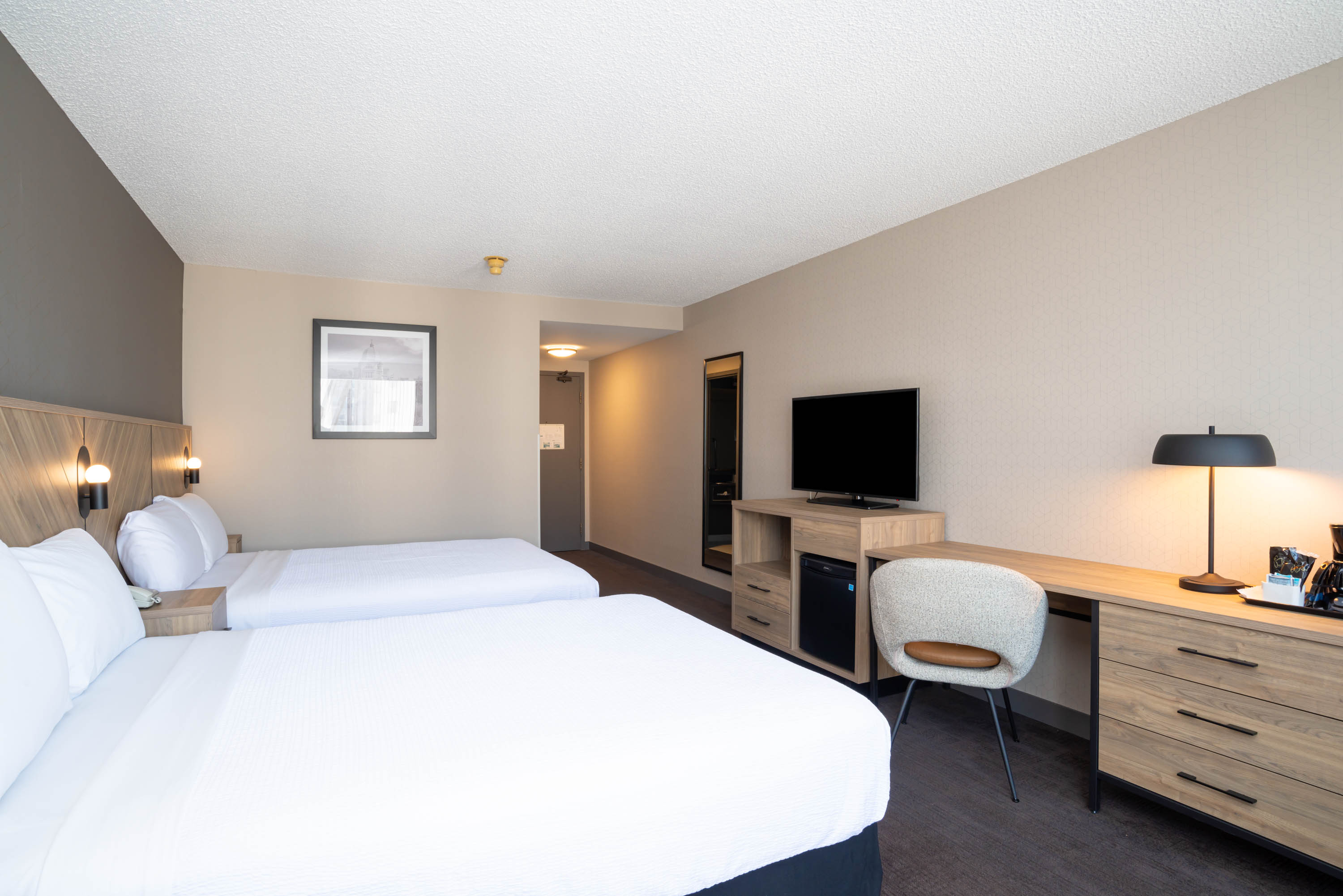 Standard, 2 Queen Beds, Stadium View