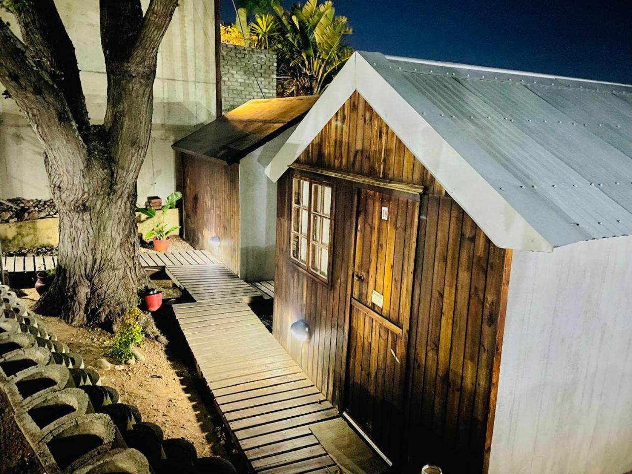 Jikeleza Lodge Backpackers 25/50