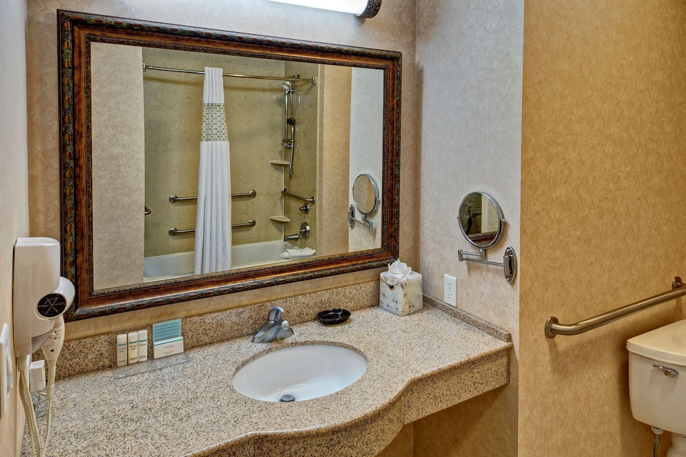 Hampton Inn And Suites Tulsa South Bixby 21/52