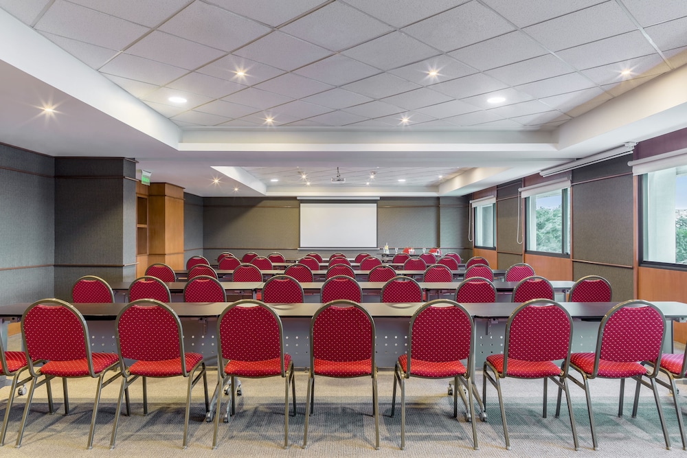 SHERATON ASUNCION HOTEL 26/28
