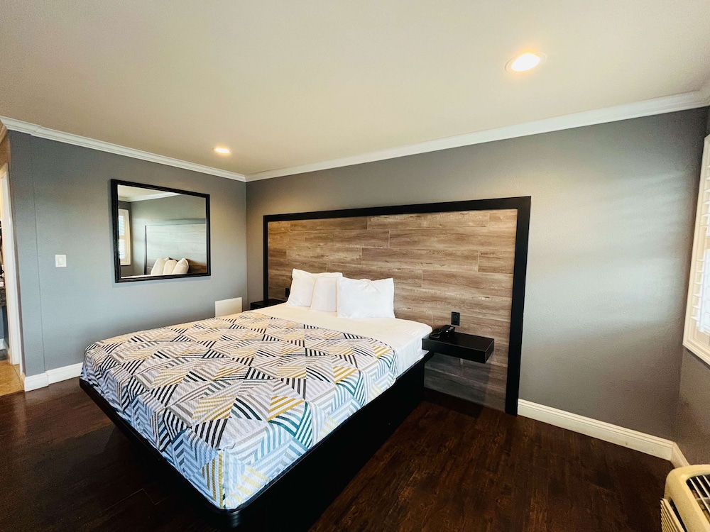 Motel6 Pico Rivera, CA - Los Angeles 23/60