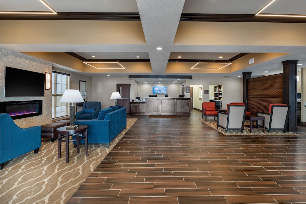 Comfort Inn & Suites Cedar Rapids Cid Eastern Iowa Airport 35/44