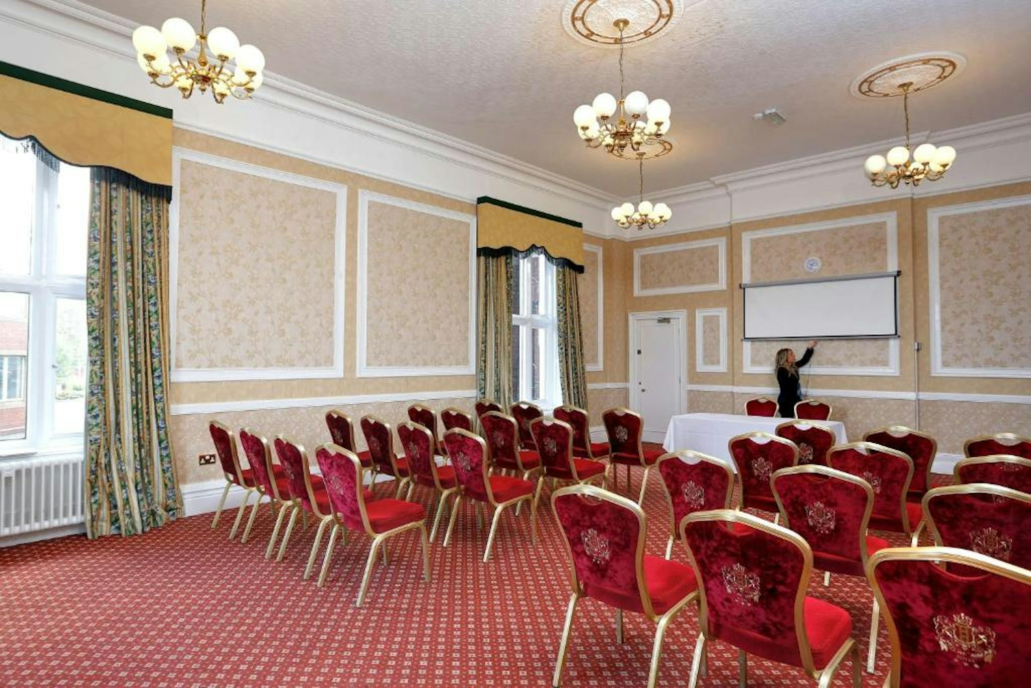 Belvilla Crewe Arms Hotel 44/50