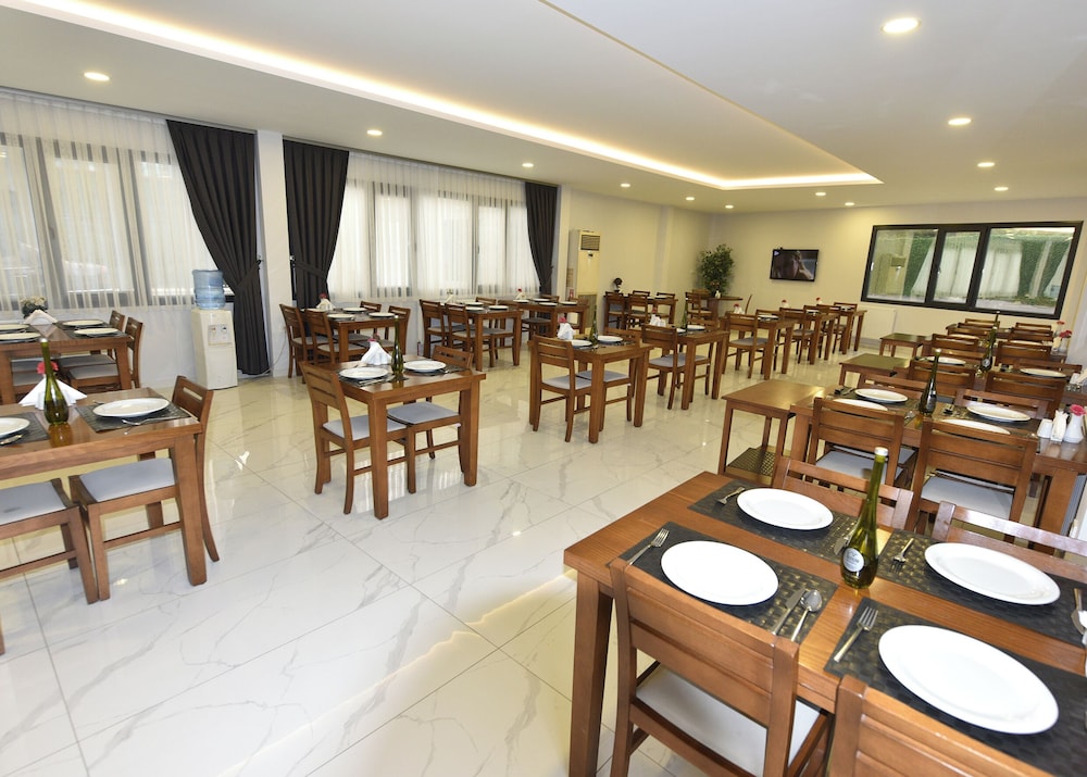 SAHIL BUTIK HOTEL 42/63