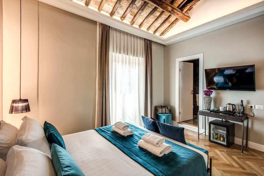 Hotel 55 Fiftyfive 23/68