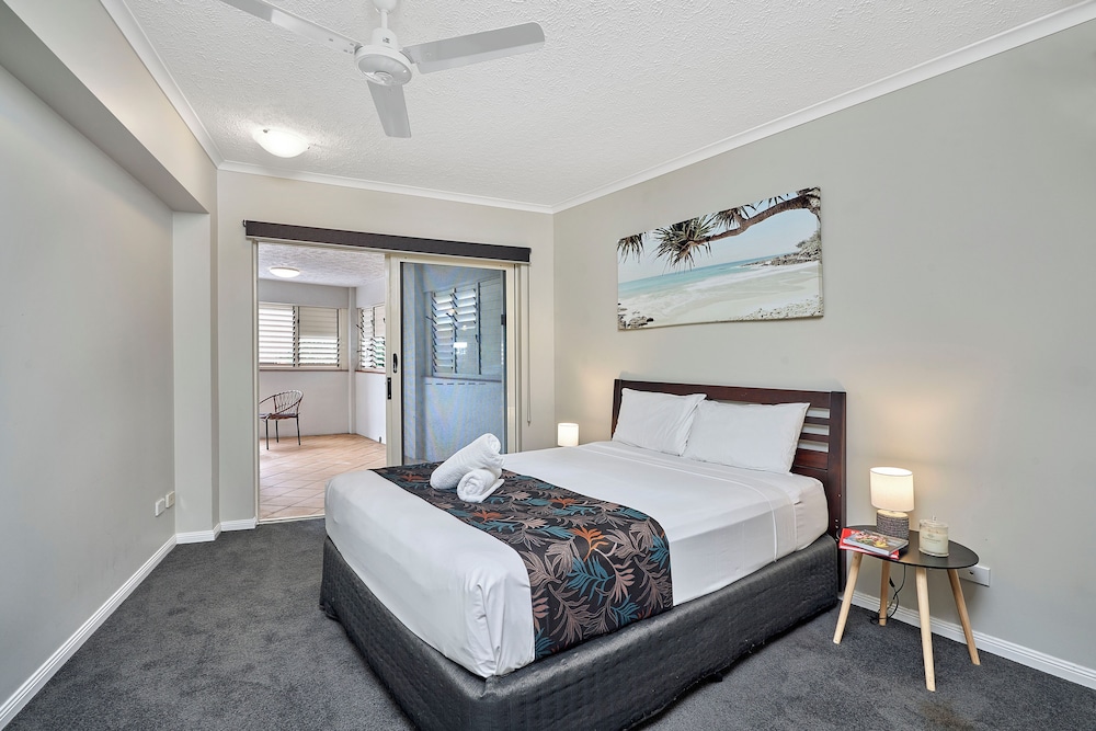 3 Bedrooms, Family, Apartment, 2 Queen and Twin Beds, 2 Bathrooms، NORTH COVE WATERFRONT SUITES 4/10