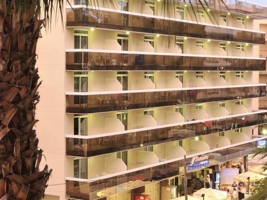Ponient Aparthotel Marinada 1/48