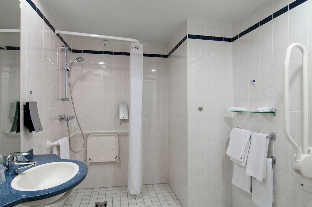 غرفة قياسية بسرير مزدوج لذوي الإعاقة، Holiday Inn Express Antwerp City North 4/4