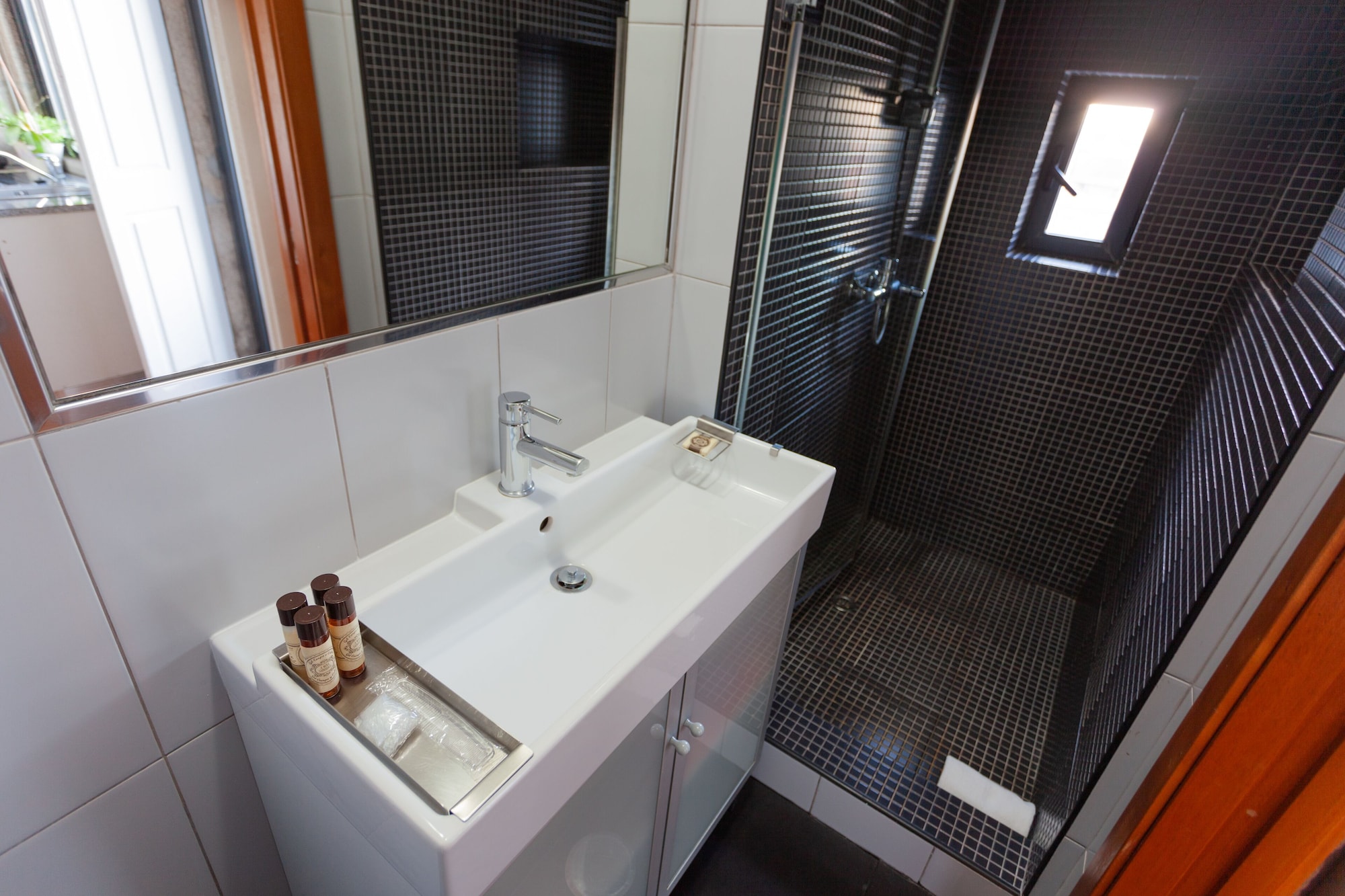 استوديو بسرير مزدوج بشرفة، Oporto Invite City Center São Lazaro 3/3