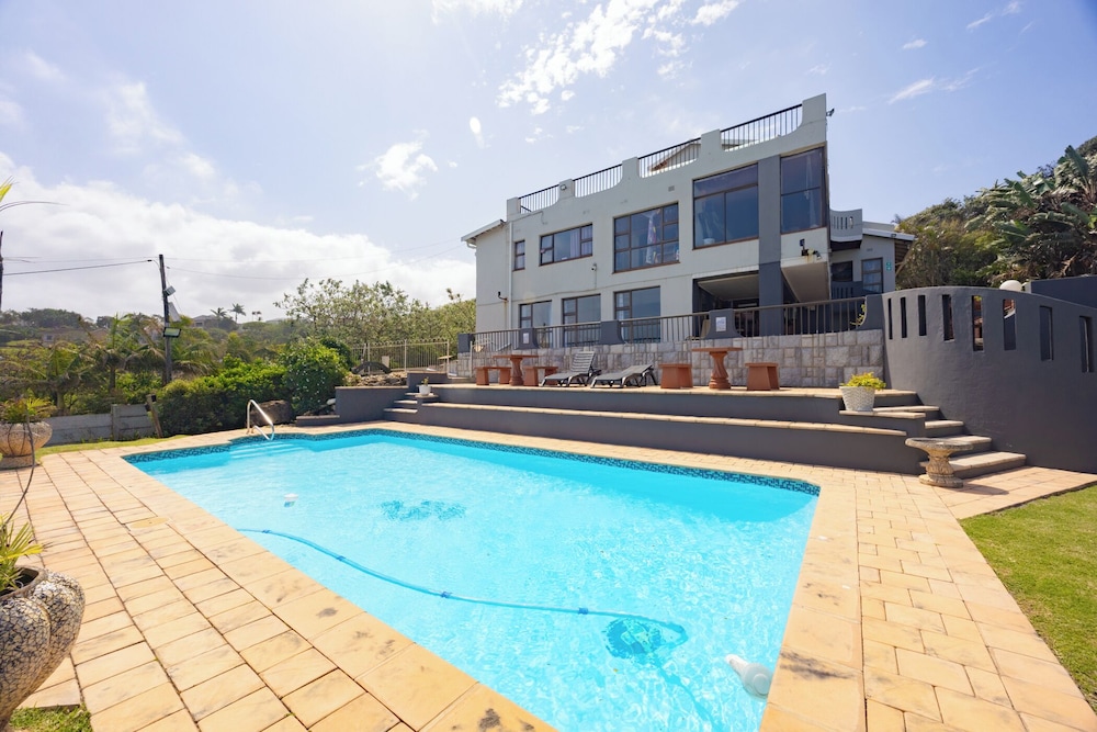 Beachcomber Bay Guest House 5/50