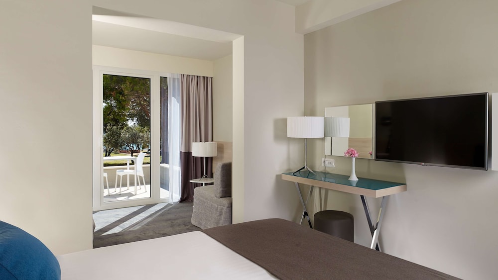 Park Plaza Belvedere 66/77