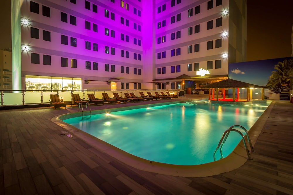 Elite Crystal Hotel 5/75
