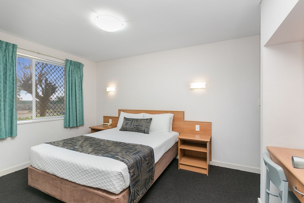 One Bedroom Apartment
