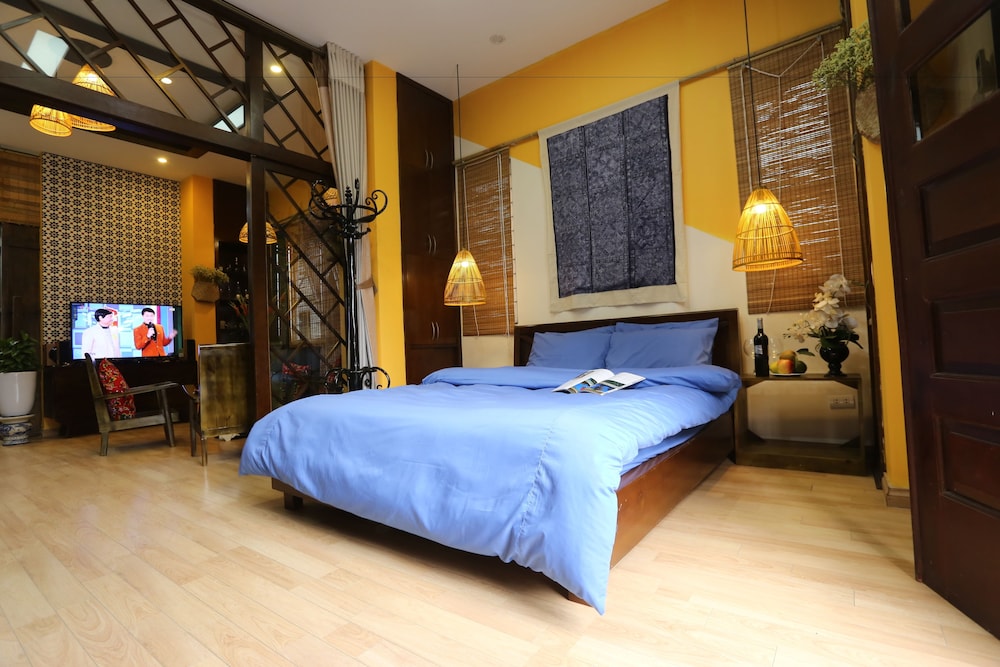 Tuti Lakeside Homestay 4/12