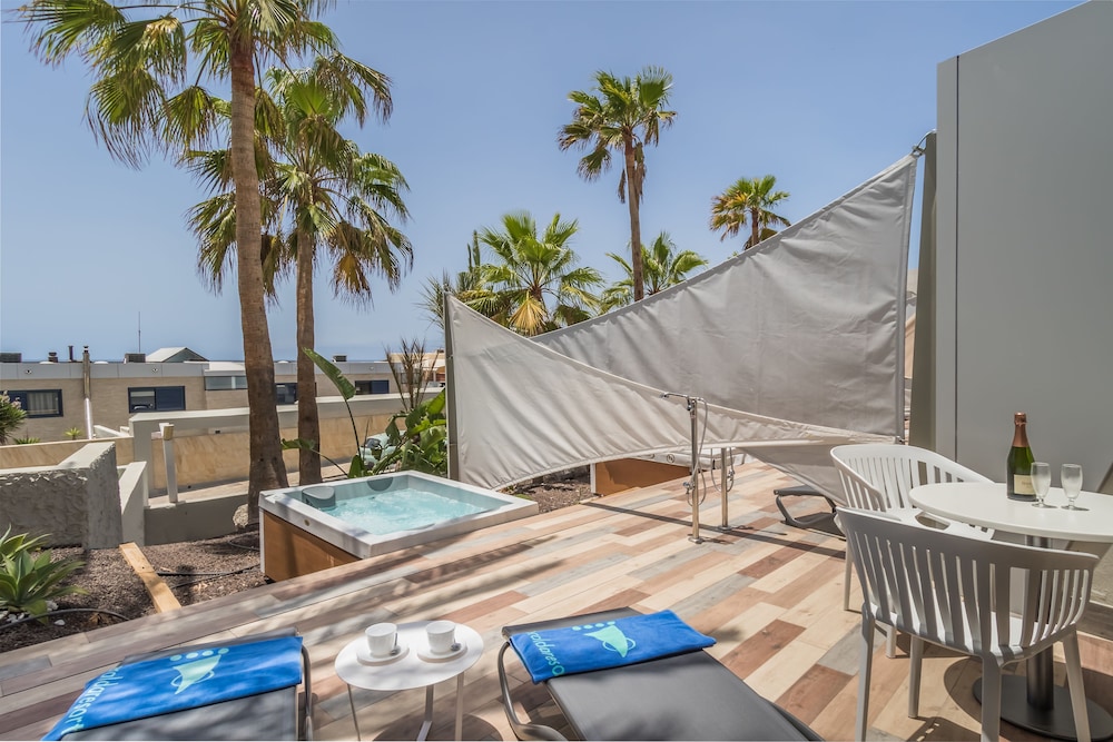 Apartamentos Garden & Sea Boutique Lodging by LIVVO 19/50